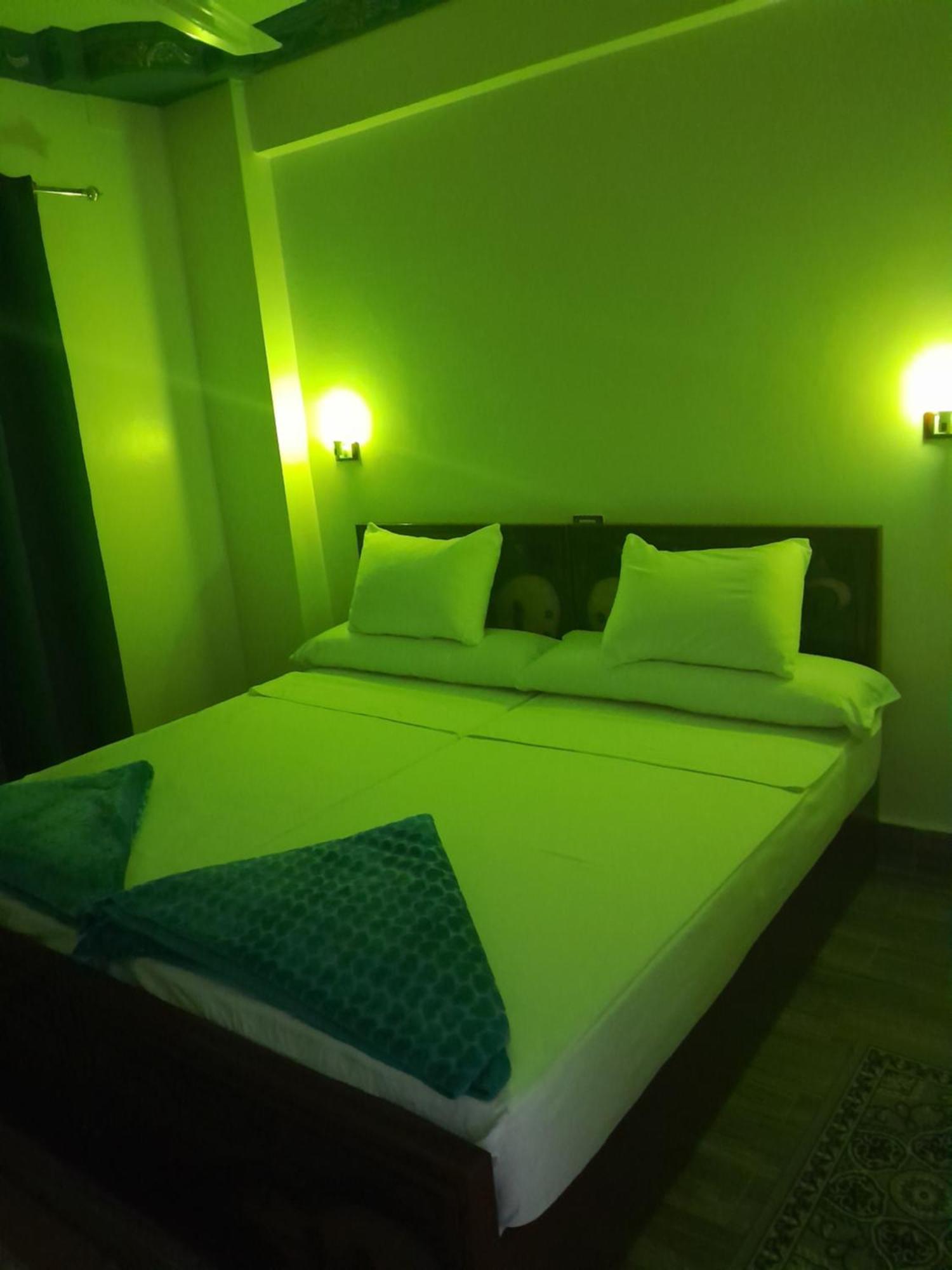 Osiris Guest House アブ・シンベル エクステリア 写真